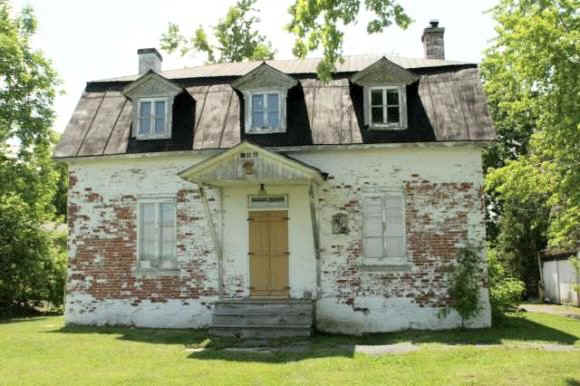 Socit de sauvegarde de la mmoire de Flix Leclerc  Vaudreuil-Dorion (SSMFL) Maison de Flix Leclerc de Vaudreuil actuellement, 186, chemin de l'Anse 